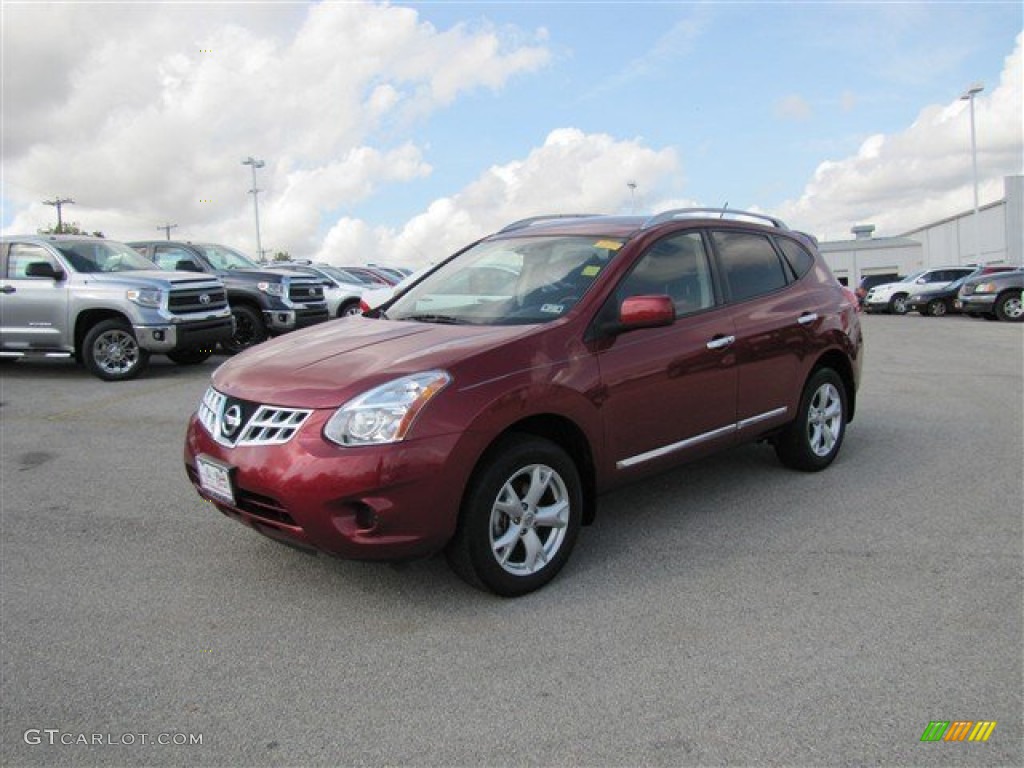 2011 Rogue SV - Cayenne Red / Black photo #3