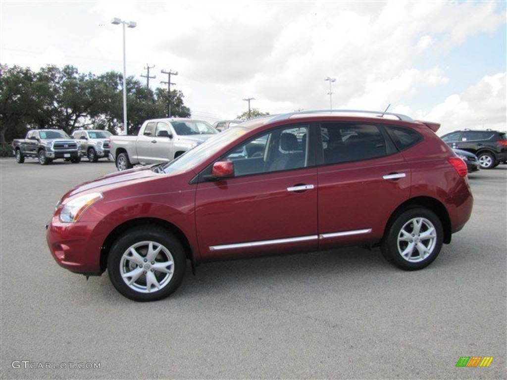 2011 Rogue SV - Cayenne Red / Black photo #4