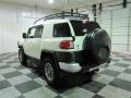 Iceberg White - FJ Cruiser 4WD Photo No. 5
