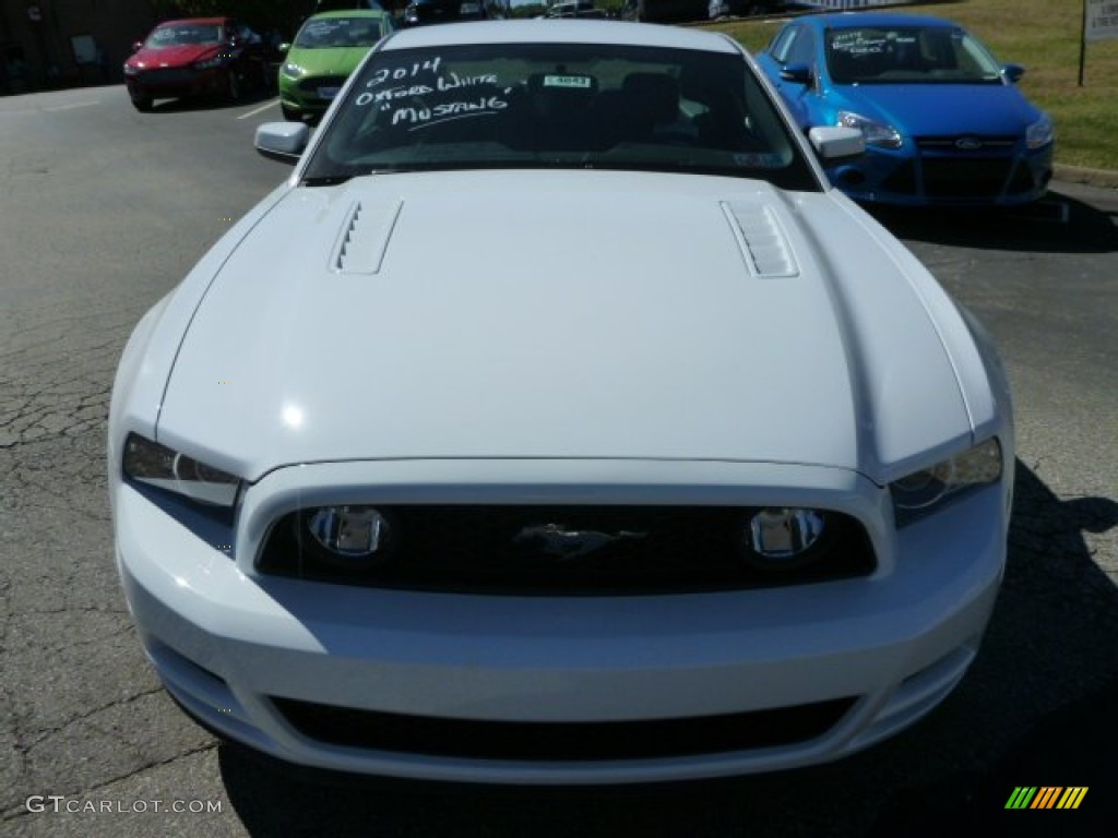 2014 Mustang GT Coupe - Oxford White / Charcoal Black photo #6