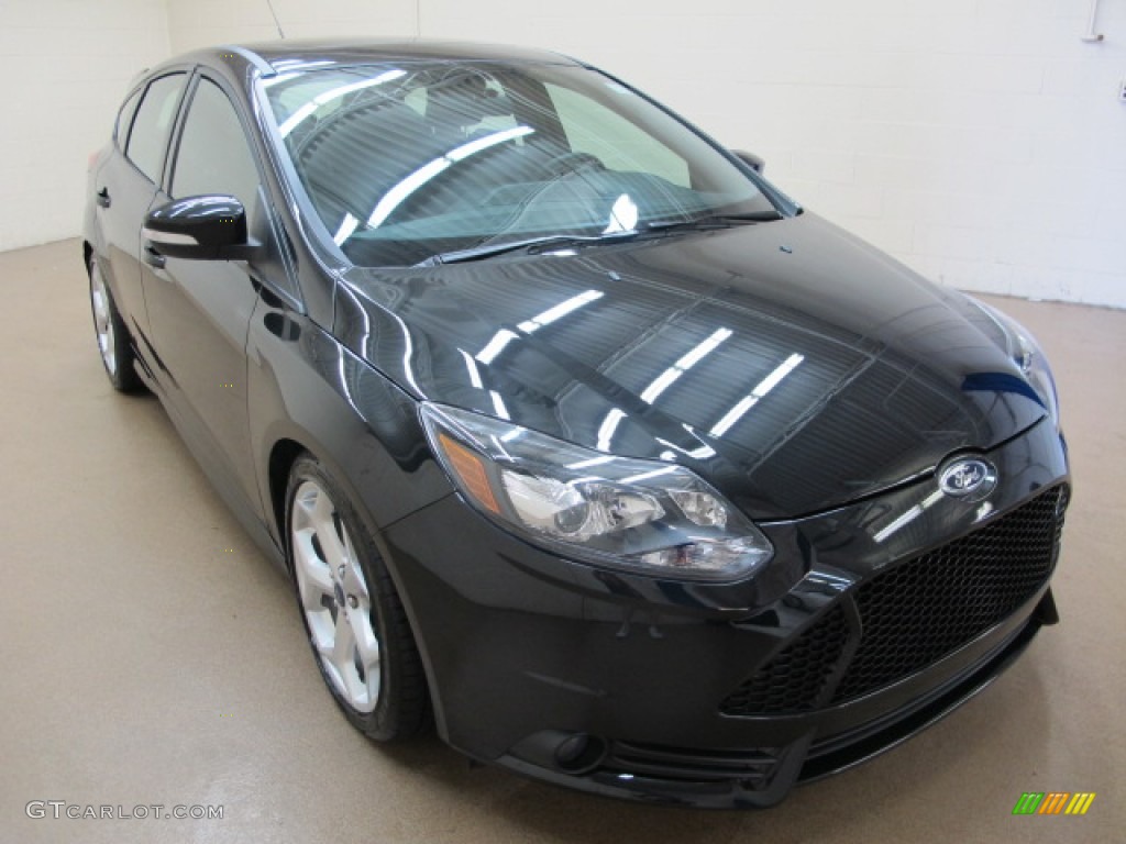 Tuxedo Black Ford Focus