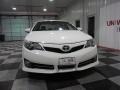 Super White - Camry SE Photo No. 2