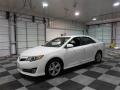 Super White - Camry SE Photo No. 4