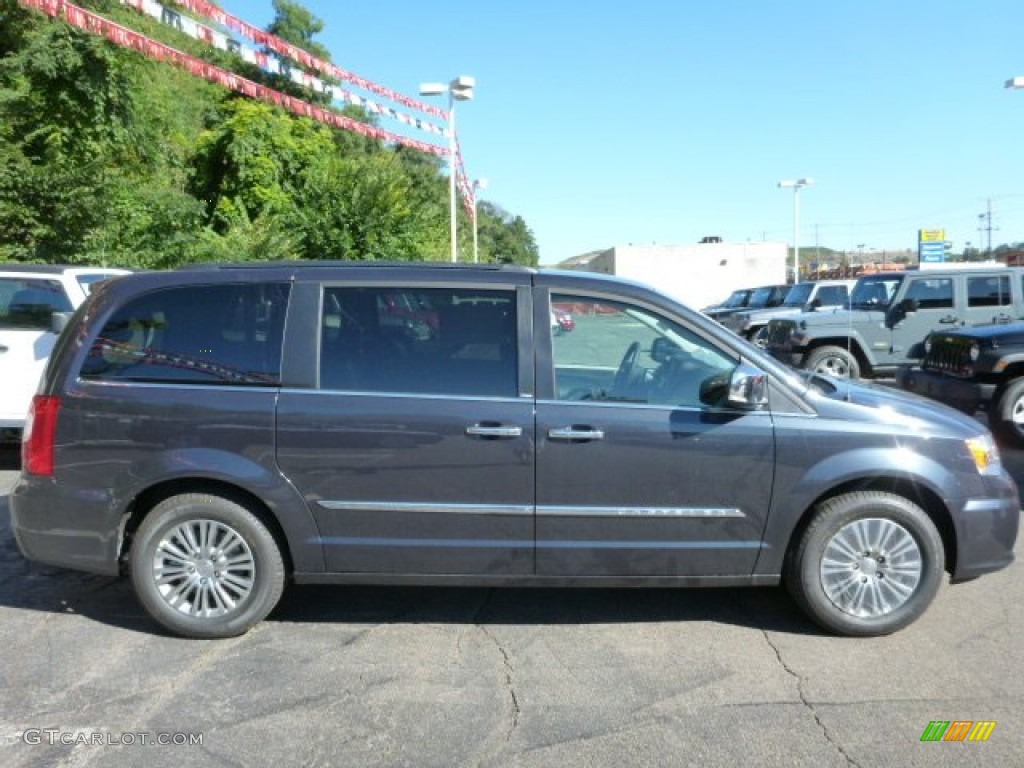 Maximum Steel Metallic 2014 Chrysler Town & Country Touring-L Exterior Photo #85479335