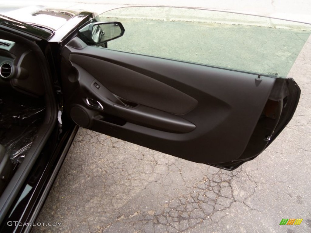 2011 Camaro LT Coupe - Black / Black photo #16