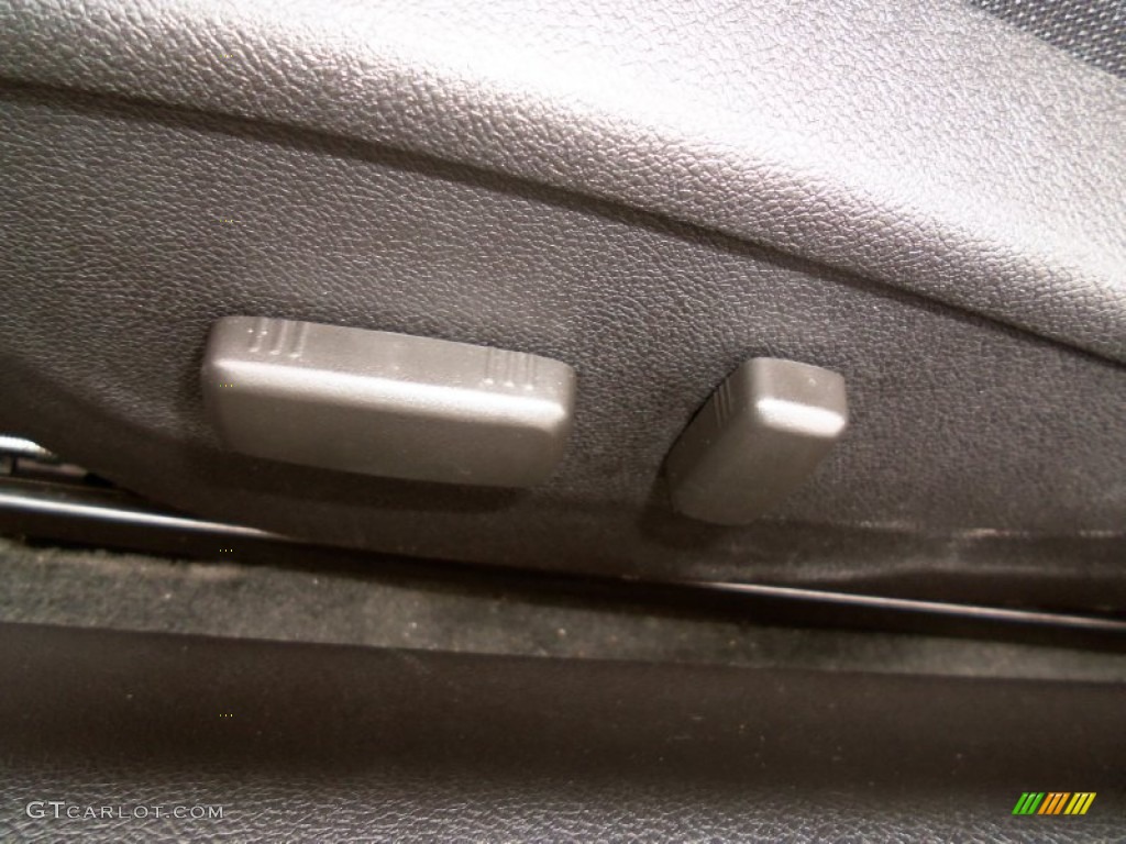 2011 Camaro LT Coupe - Black / Black photo #24