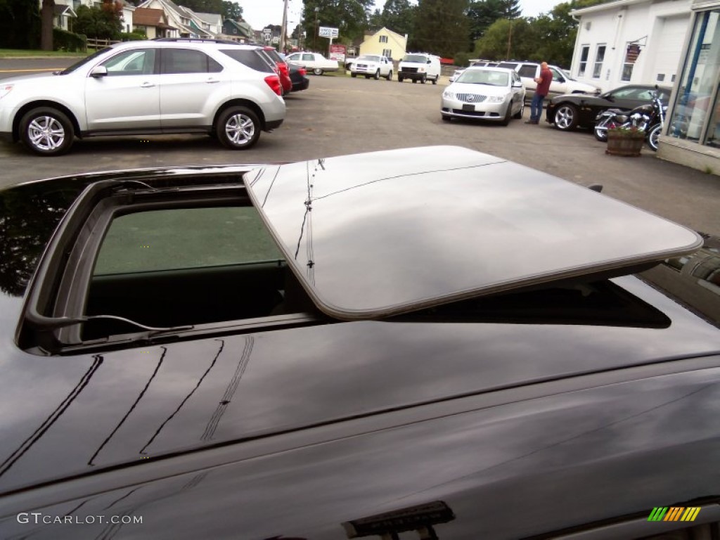 2011 Camaro LT Coupe - Black / Black photo #38