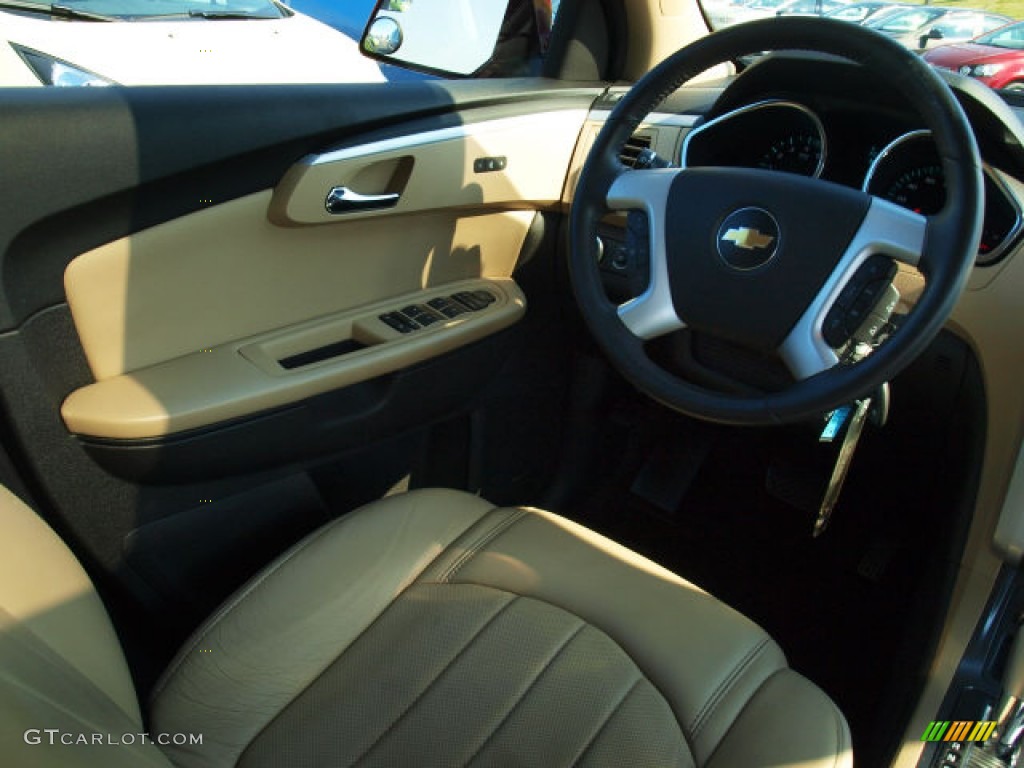 2010 Traverse LTZ - Dark Cherry Metallic / Cashmere photo #11