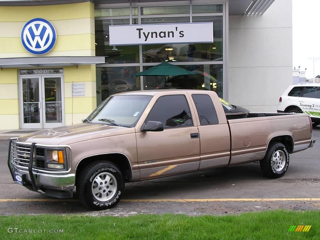 1997 C/K C1500 Cheyenne Extended Cab - Light Autumnwood Metallic / Neutral Shale photo #1