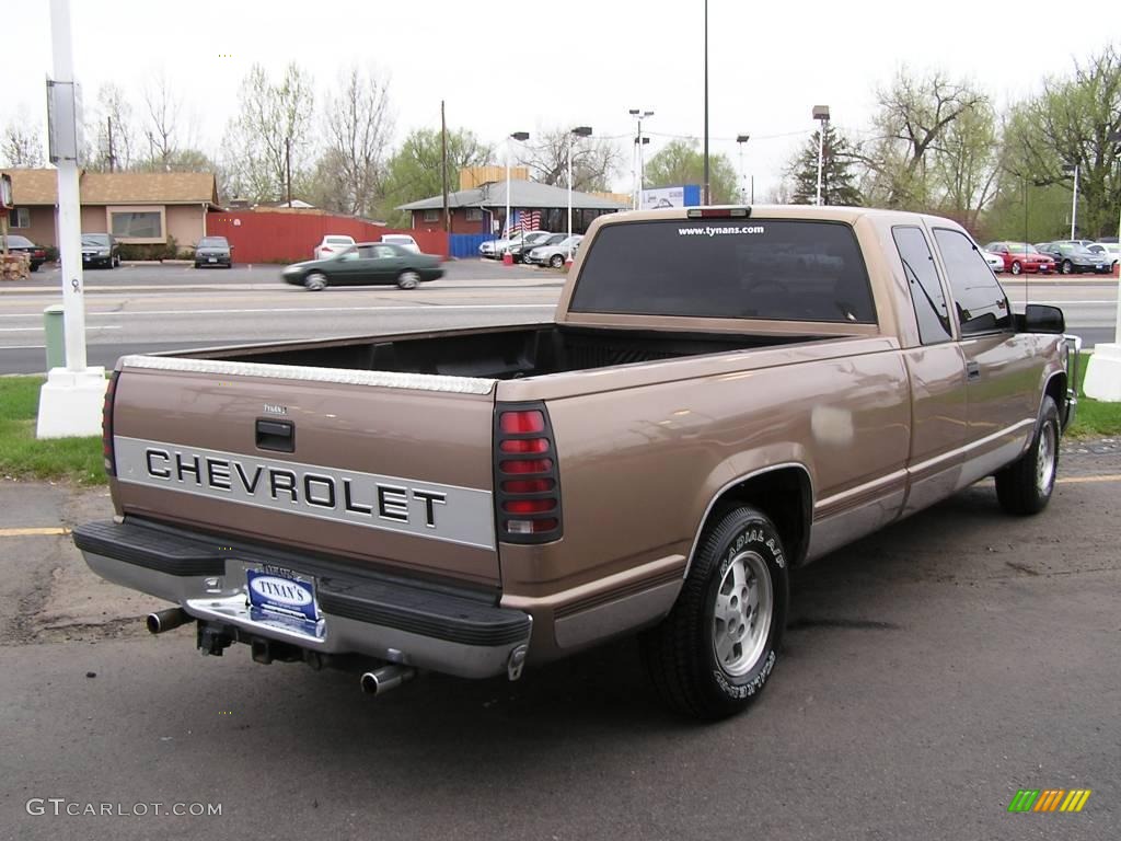 1997 C/K C1500 Cheyenne Extended Cab - Light Autumnwood Metallic / Neutral Shale photo #4