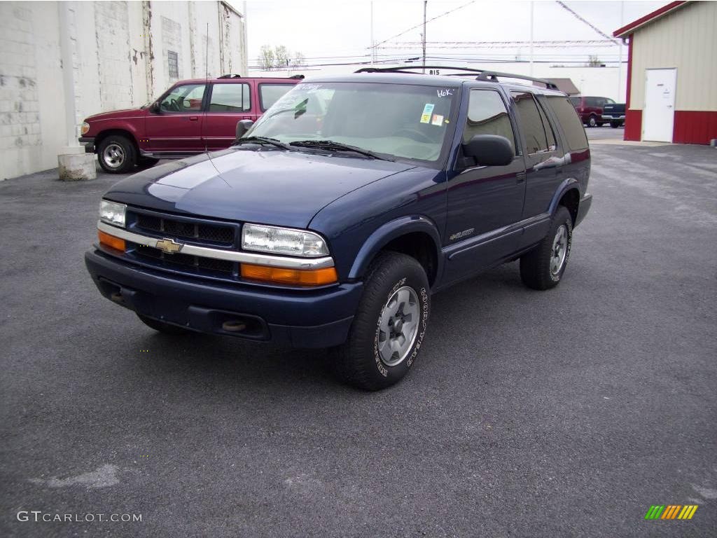 2002 Blazer LS 4x4 - Indigo Blue Metallic / Medium Gray photo #1