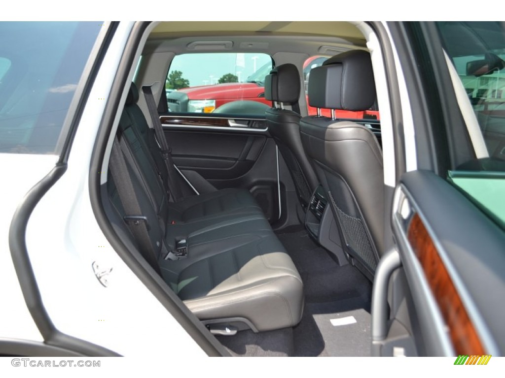 2014 Volkswagen Touareg TDI Lux 4Motion Rear Seat Photo #85489865