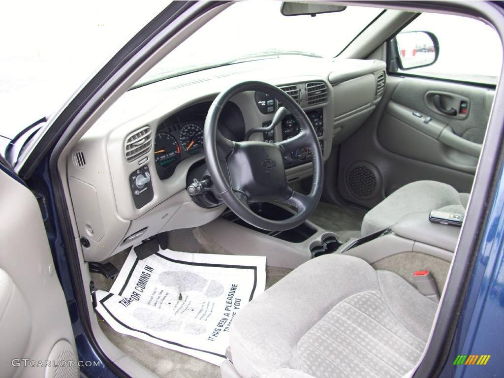 2002 Blazer LS 4x4 - Indigo Blue Metallic / Medium Gray photo #7