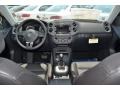Pepper Gray Metallic - Tiguan SE Photo No. 5