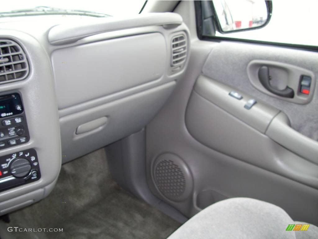 2002 Blazer LS 4x4 - Indigo Blue Metallic / Medium Gray photo #13