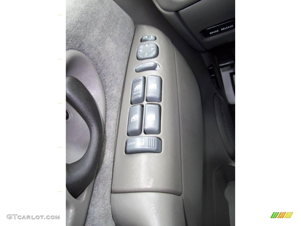 2002 Blazer LS 4x4 - Indigo Blue Metallic / Medium Gray photo #16