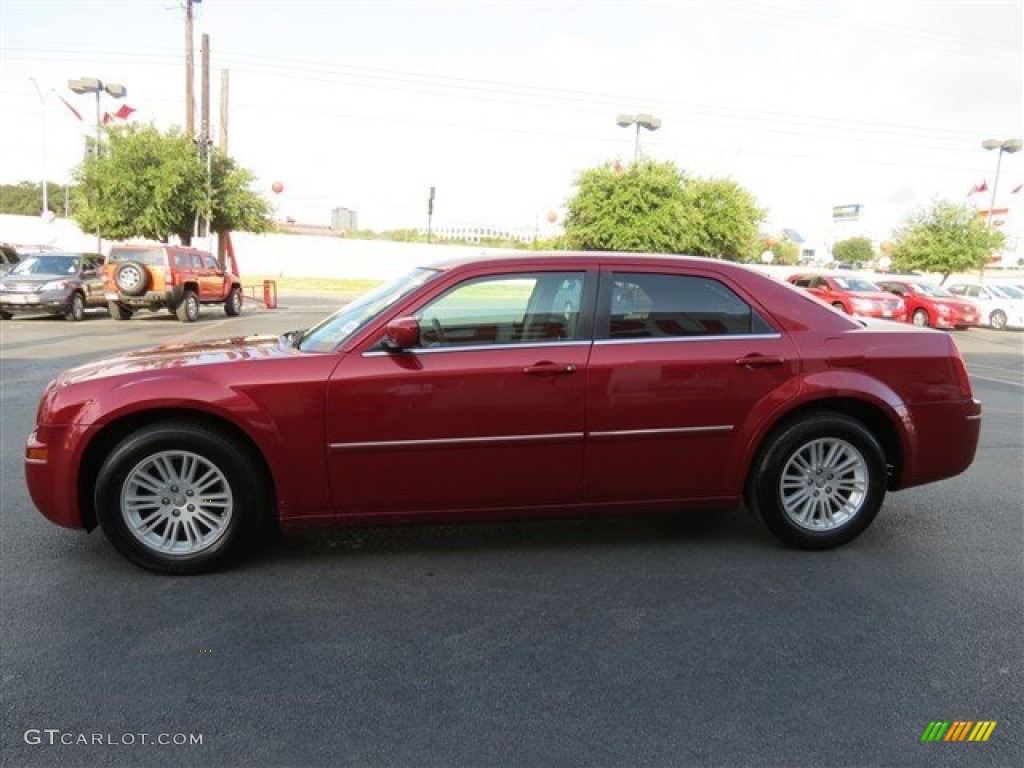 2007 300 Limited - Inferno Red Crystal Pearlcoat / Dark Slate Gray/Light Graystone photo #4