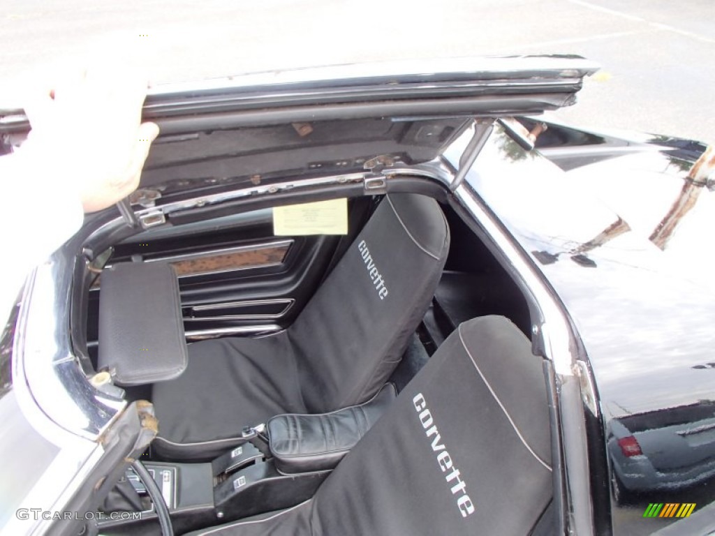 1974 Corvette Stingray Coupe - Black / Black photo #19