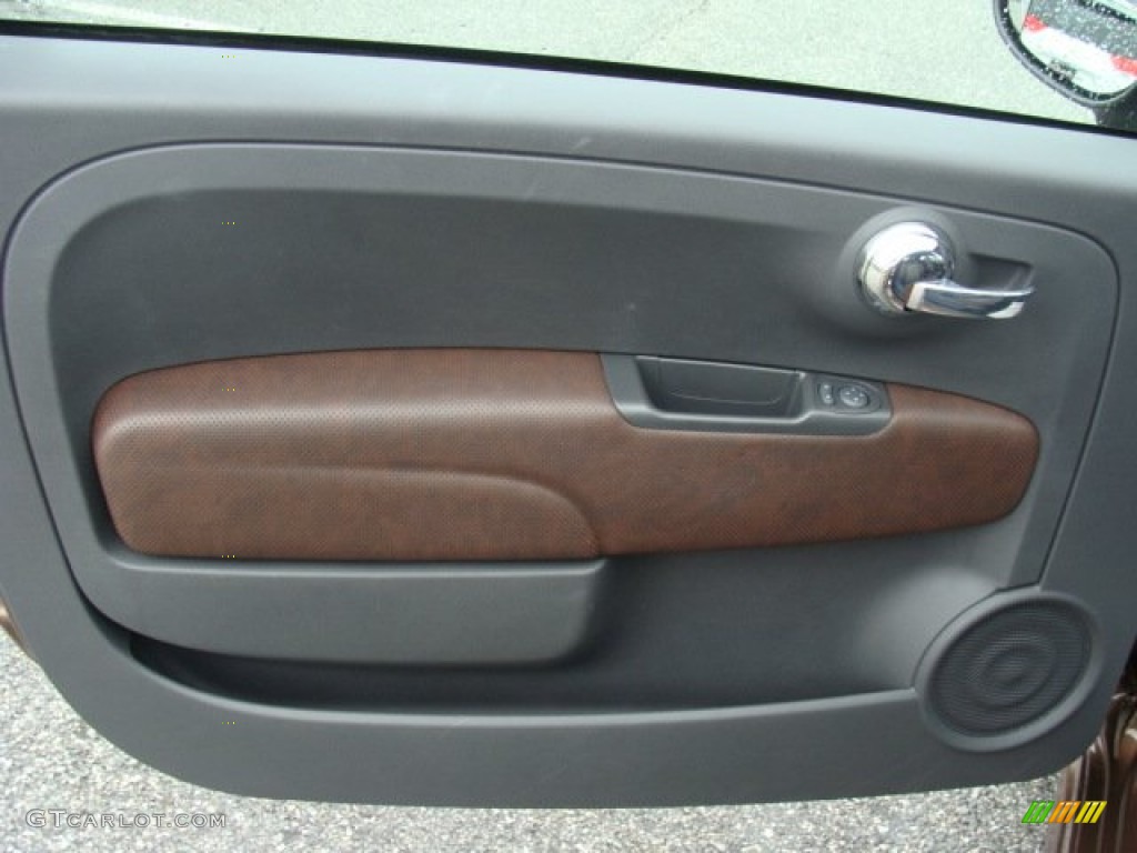 2013 Fiat 500 Sport Sport Marrone/Grigio/Nero (Brown/Gray/Black) Door Panel Photo #85500202