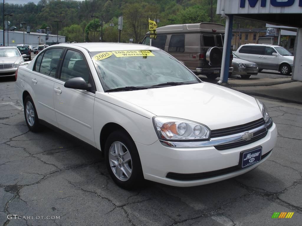 2005 Malibu LS V6 Sedan - White / Gray photo #18