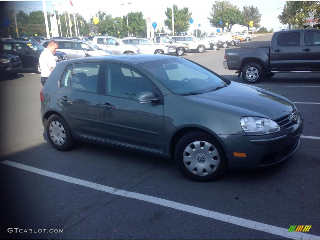 2008 Rabbit 4 Door - Sage Green Metallic / Art Grey photo #2