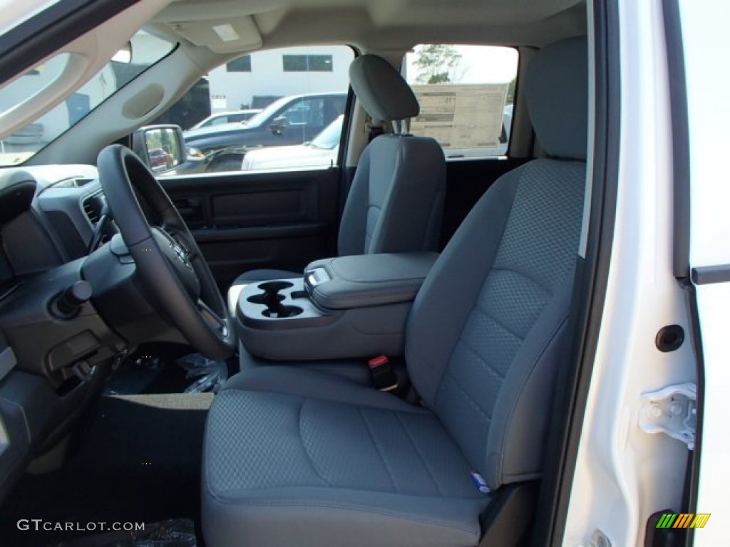 2014 1500 Express Quad Cab 4x4 - Bright White / Black/Diesel Gray photo #10