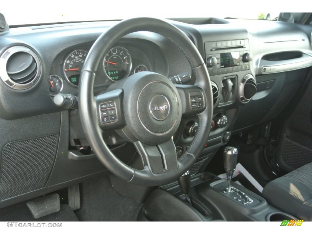 2012 Wrangler Sport 4x4 - Black Forest Green Pearl / Black photo #23