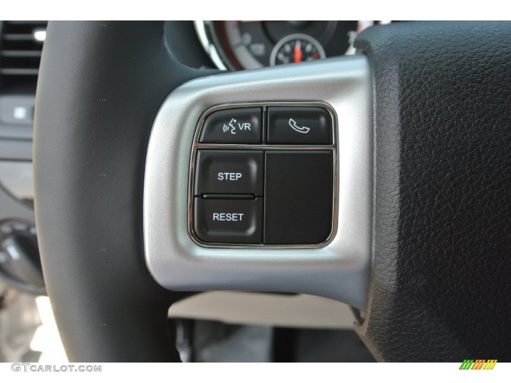 2014 Ram C/V Tradesman Controls Photos