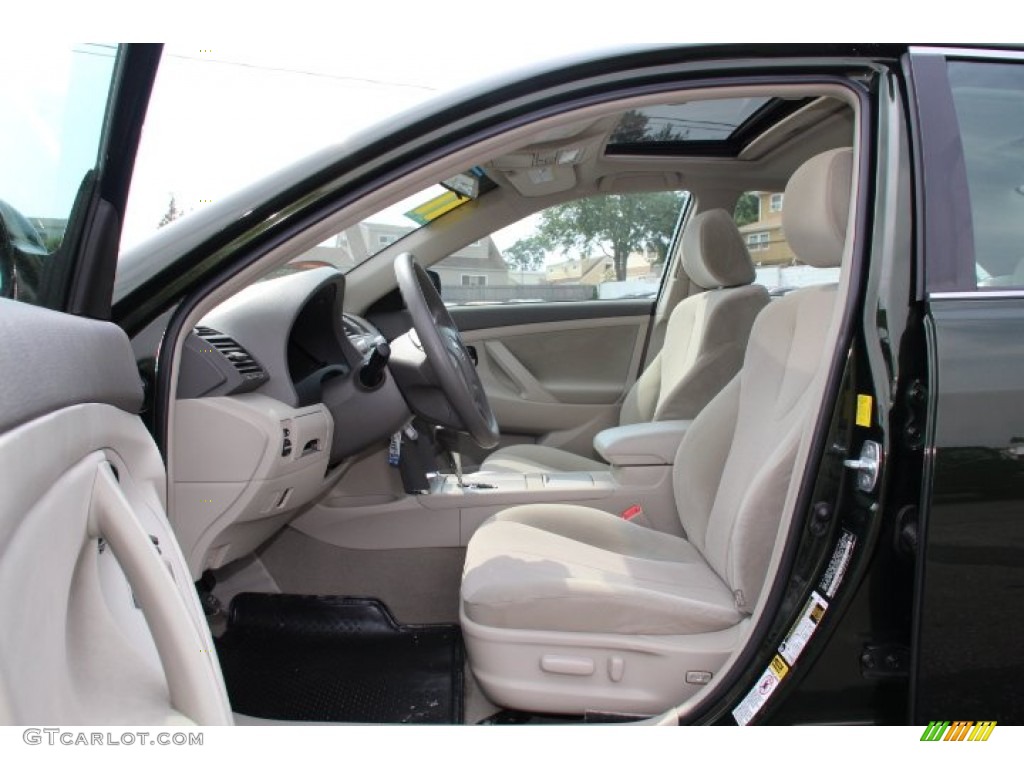 2011 Camry LE - Spruce Green Mica / Ash photo #7