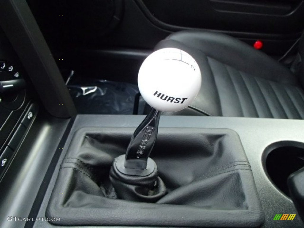 2006 Ford Mustang GT Premium Convertible Transmission Photos