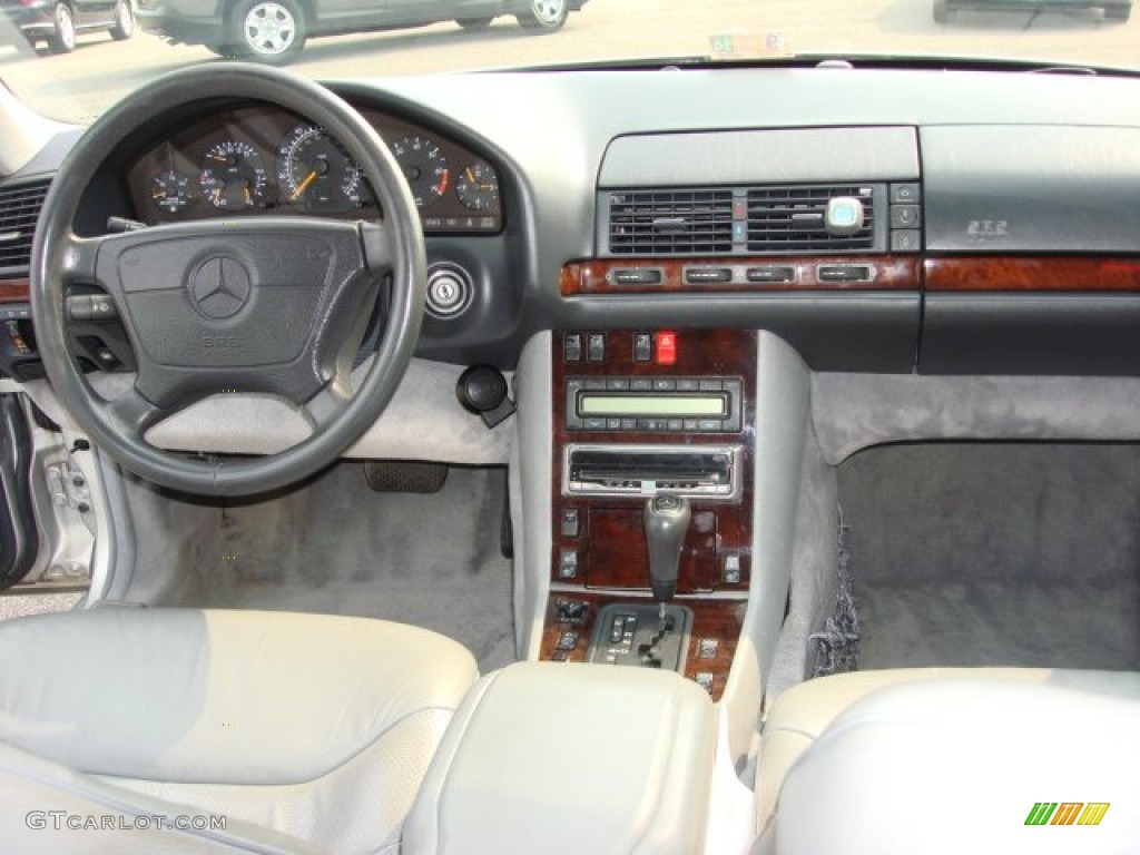 1997 Mercedes-Benz S 500 Sedan Dashboard Photos