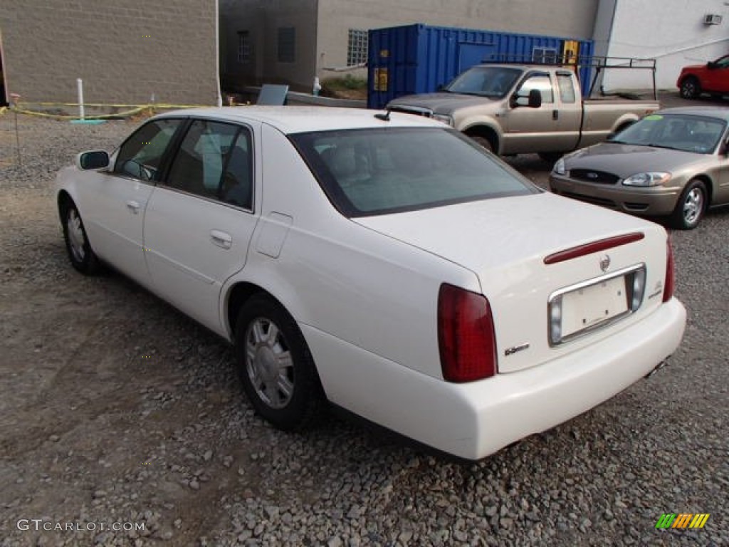 2005 DeVille Sedan - Cotillion White / Dark Gray photo #6