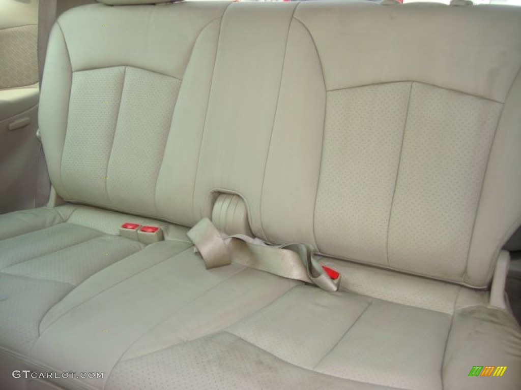 2004 MPV ES - Nordic Green Mica / Beige photo #11