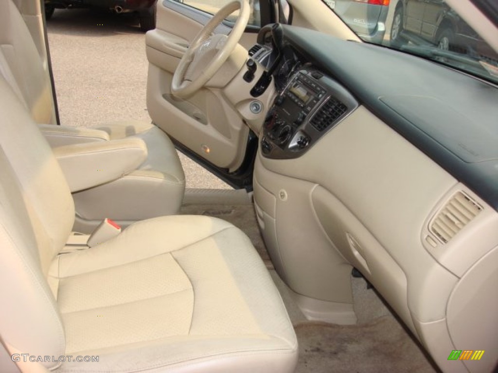 2004 MPV ES - Nordic Green Mica / Beige photo #16