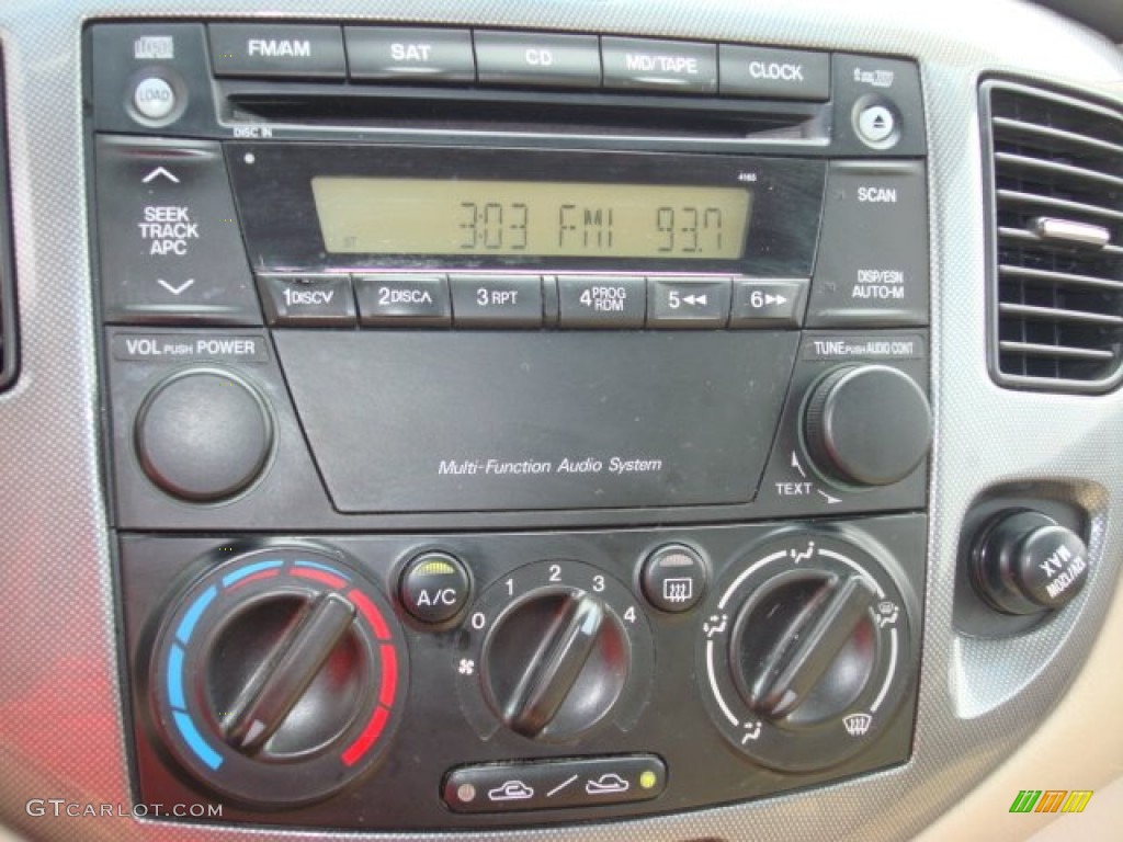 2004 MPV ES - Nordic Green Mica / Beige photo #18
