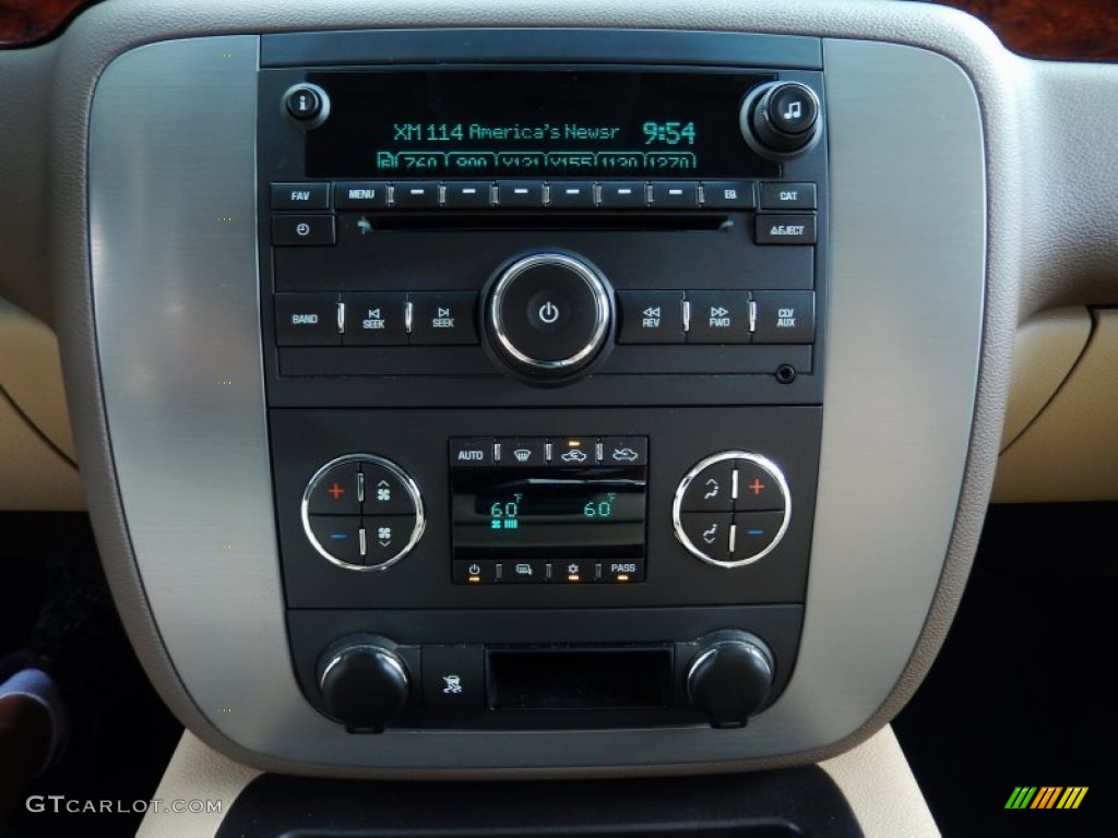 2009 GMC Sierra 1500 SLT Crew Cab Controls Photos