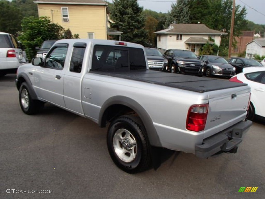 2002 Ranger XLT SuperCab 4x4 - Silver Frost Metallic / Dark Graphite photo #6