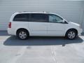 Stone White - Grand Caravan SXT Photo No. 3