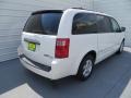 Stone White - Grand Caravan SXT Photo No. 4