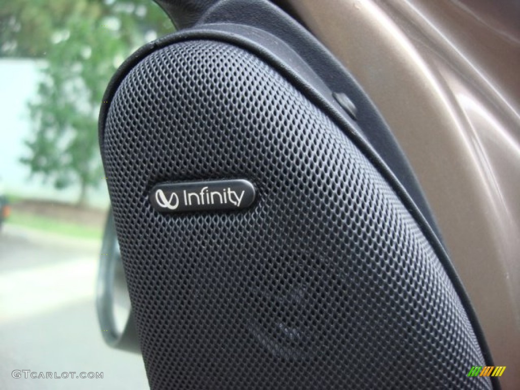 1999 Chrysler Concorde LXi Audio System Photos