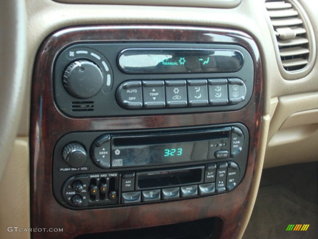 1999 Chrysler Concorde LXi Controls Photos