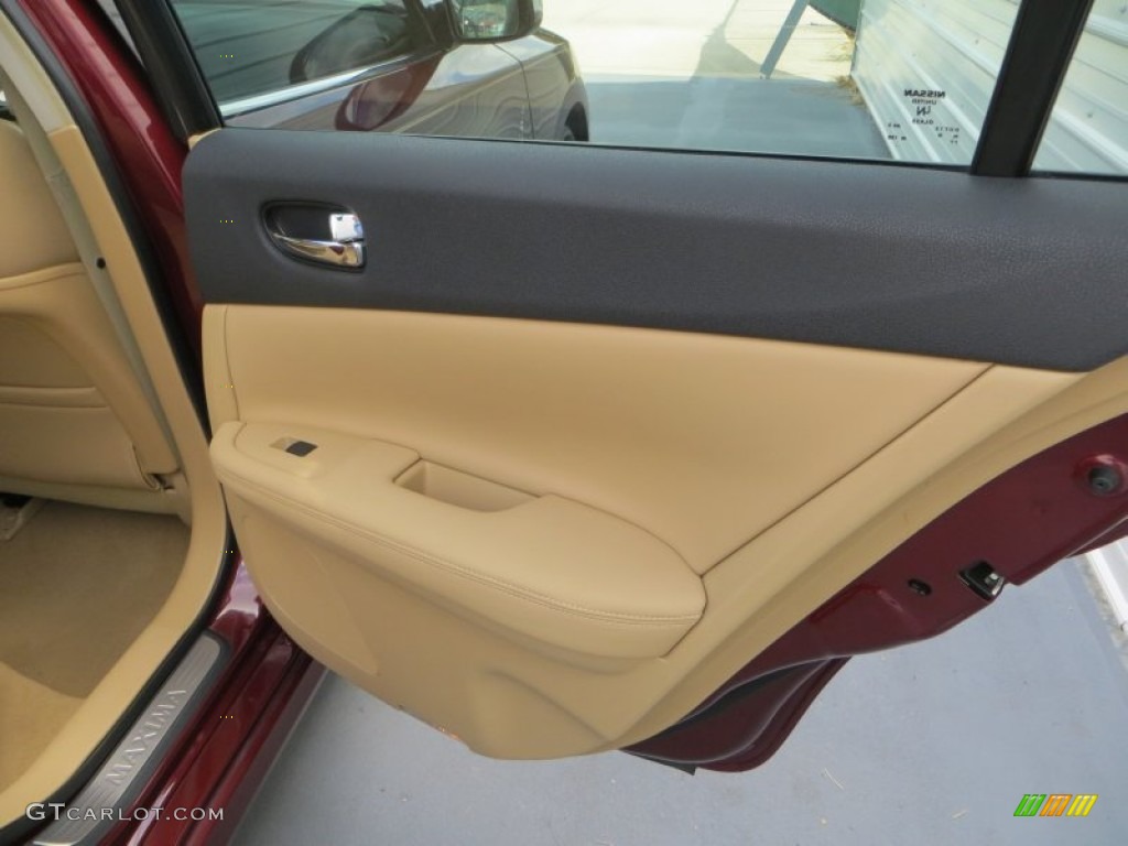 2010 Maxima 3.5 SV - Tuscan Sun Red / Caffe Latte photo #23