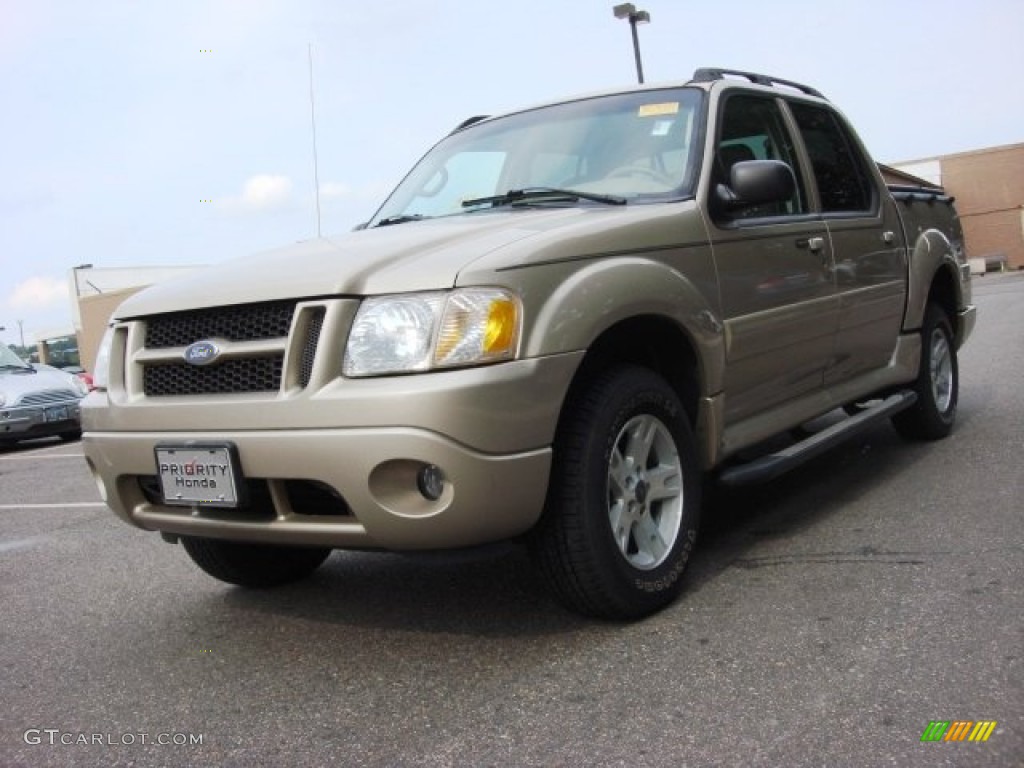 2005 Explorer Sport Trac XLT - Pueblo Gold Metallic / Medium Pebble photo #1