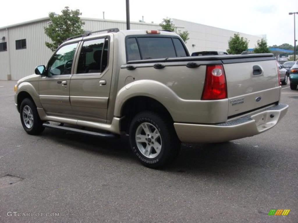 2005 Explorer Sport Trac XLT - Pueblo Gold Metallic / Medium Pebble photo #5