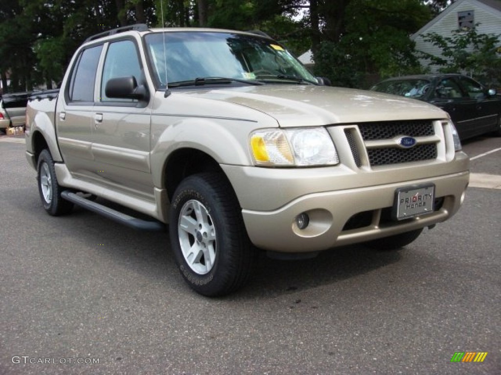 2005 Explorer Sport Trac XLT - Pueblo Gold Metallic / Medium Pebble photo #8