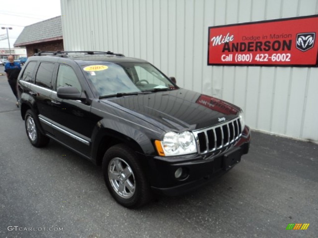 2005 Grand Cherokee Limited 4x4 - Black / Medium Slate Gray photo #1