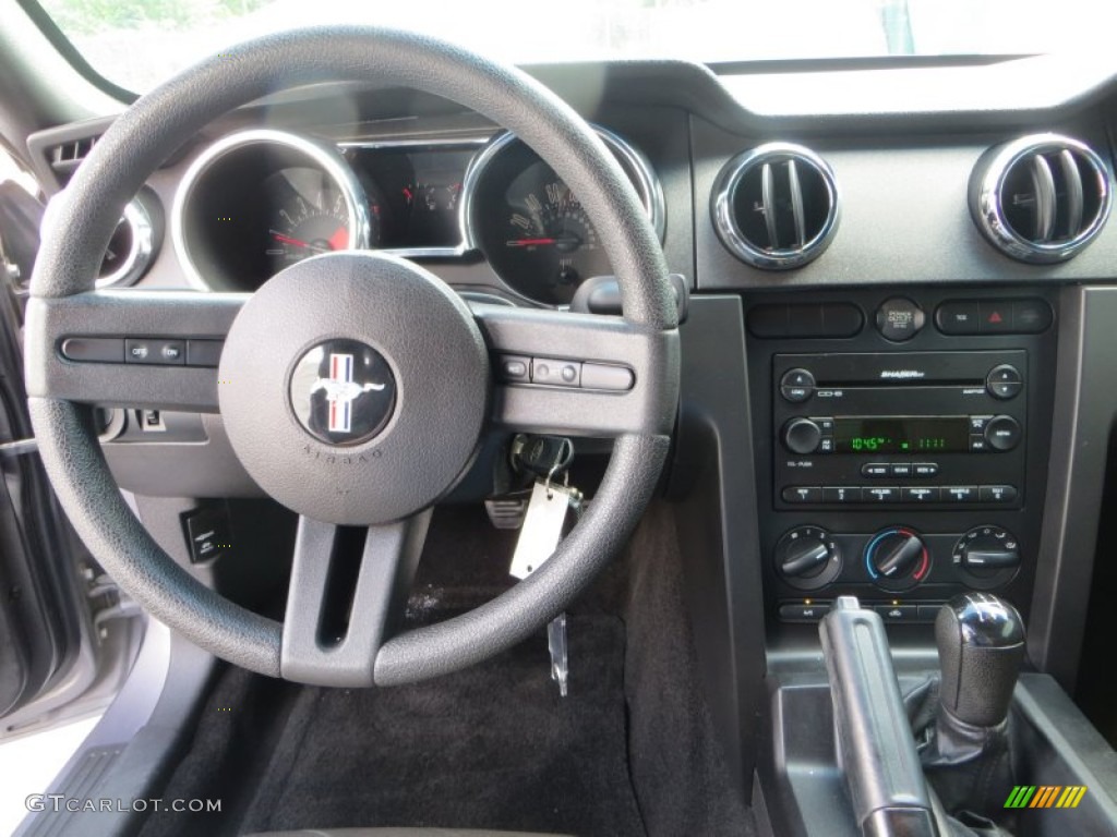 2006 Mustang GT Premium Coupe - Tungsten Grey Metallic / Dark Charcoal photo #29