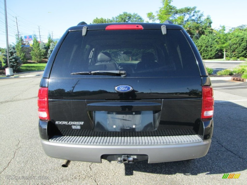 2002 Explorer XLS 4x4 - Black Clearcoat / Graphite photo #6