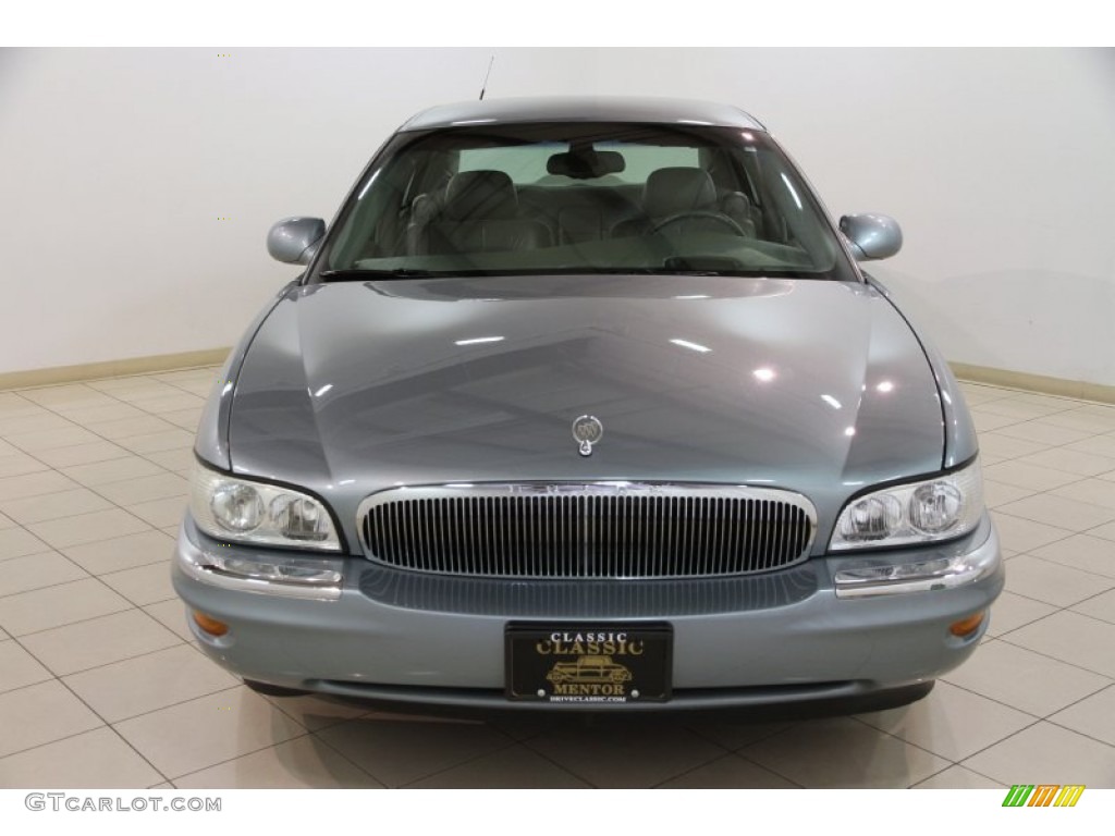 2004 Park Avenue  - Silver Blue Ice Metallic / Medium Gray photo #2