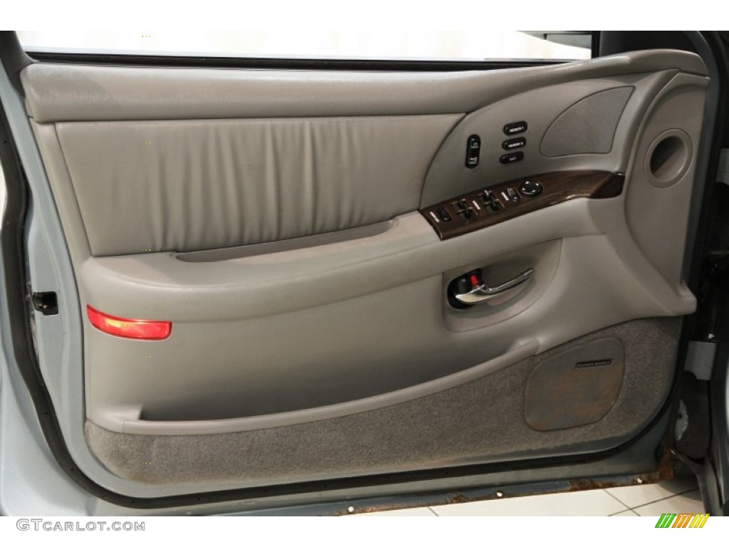 2004 Park Avenue  - Silver Blue Ice Metallic / Medium Gray photo #4